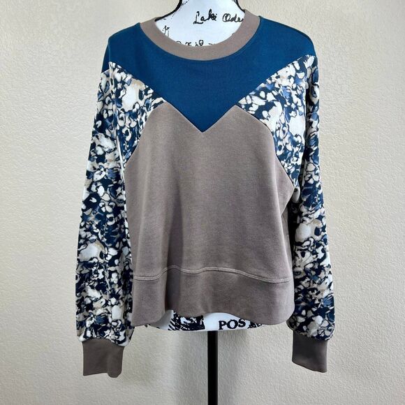 Sweaty Betty Balham Camo Long Sleeve Colorblock Sweatshirt Loose Fit size L gym - Picture 11 of 16